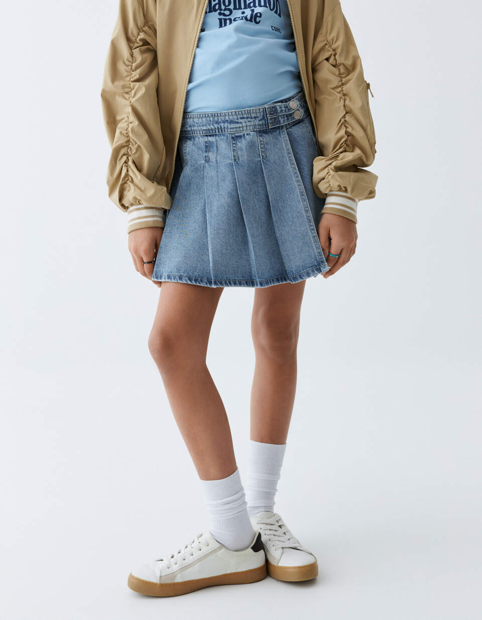 цена Джинсовая юбка-шорты в складку для девочек