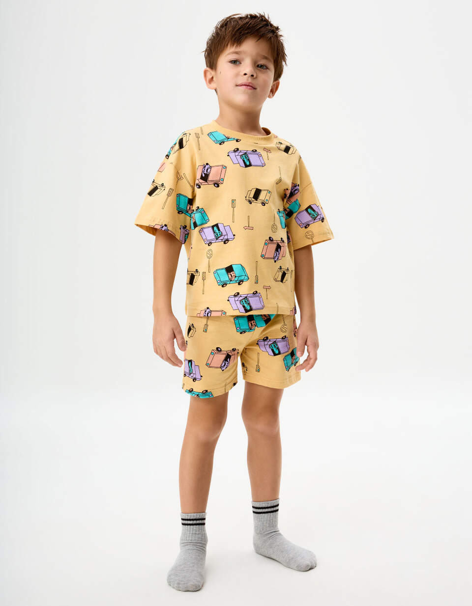 цена Трикотажная пижама с принтом для мальчиков