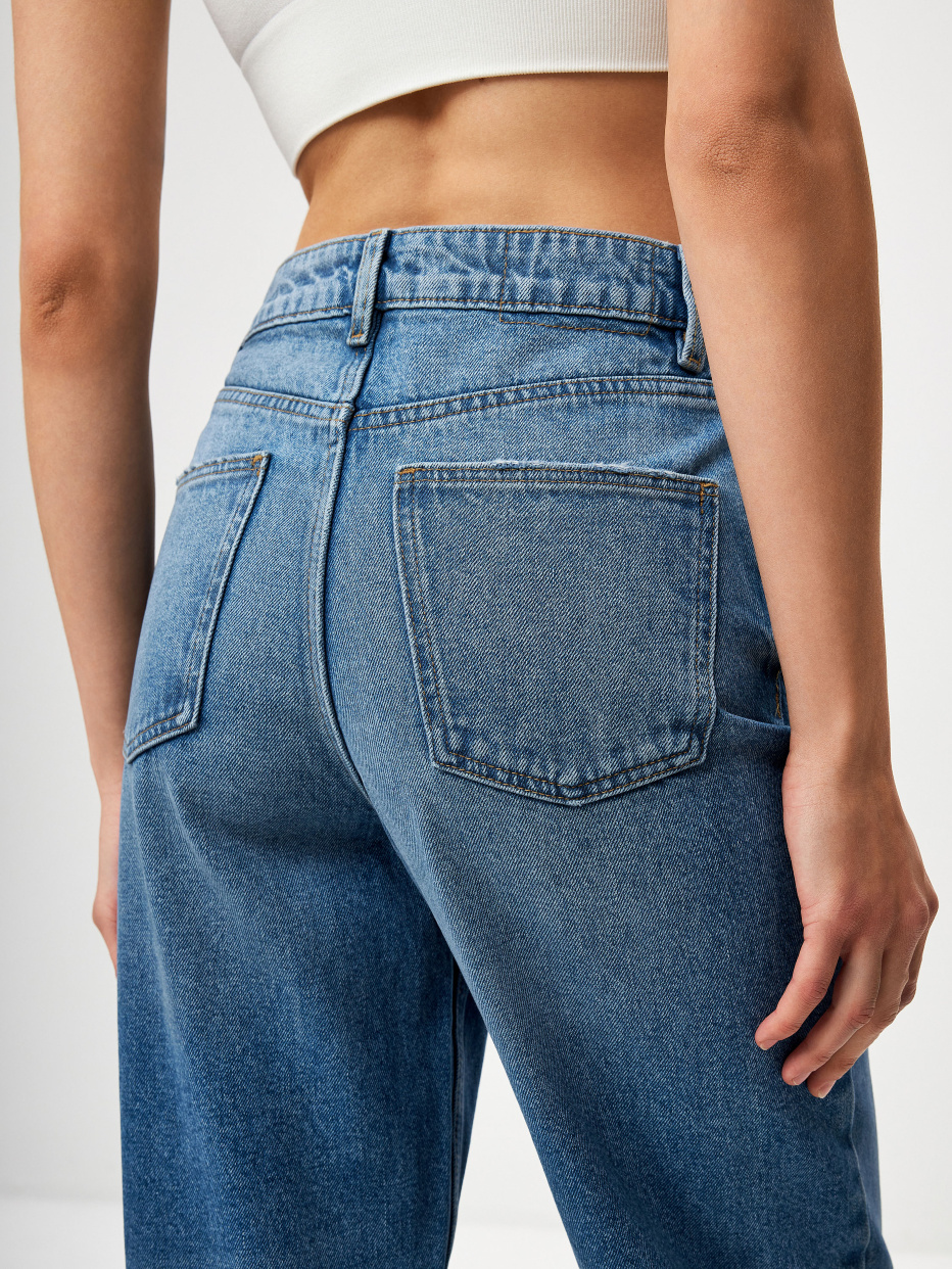 Широкие джинсы с разрывами снизу, фото - 7