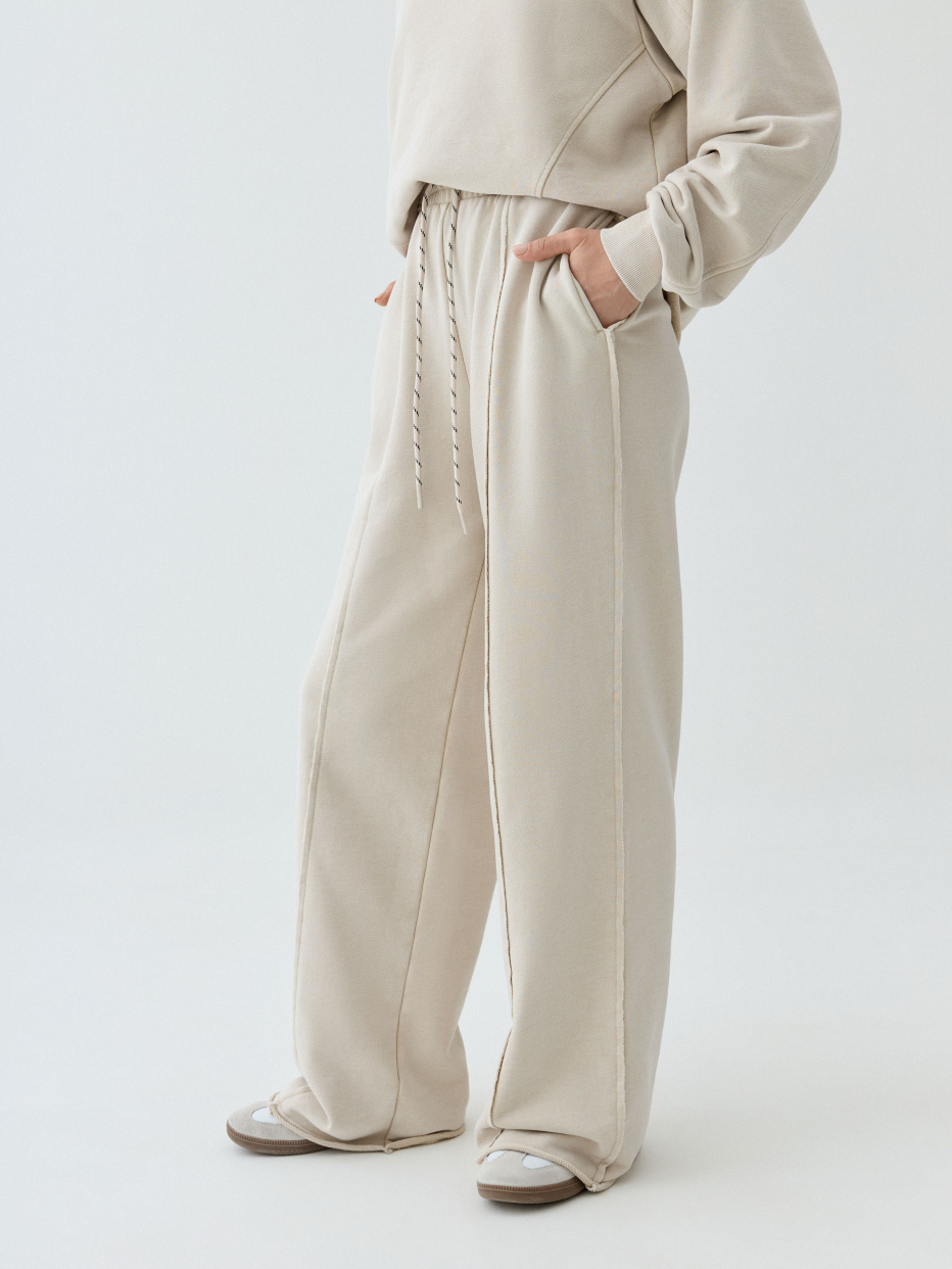 Широкие трикотажные брюки с рельефными швами, фото - 4