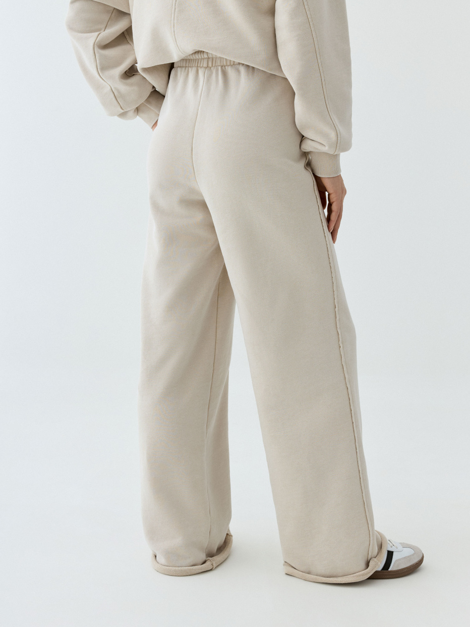 Широкие трикотажные брюки с рельефными швами, фото - 5