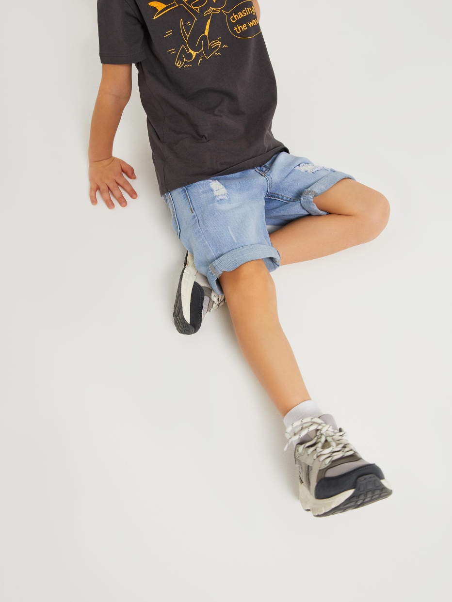 Джинсовые шорты с отворотами для мальчиков, фото - 2