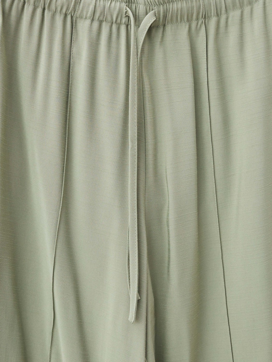 Широкие брюки на резинке, фото - 8