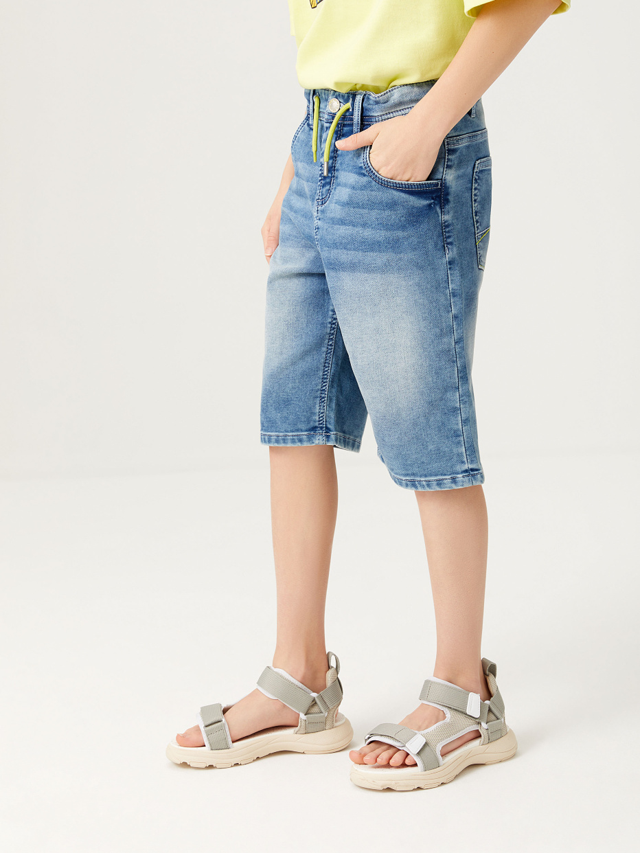 Джинсовые шорты со шнурком на поясе для мальчиков, фото - 3