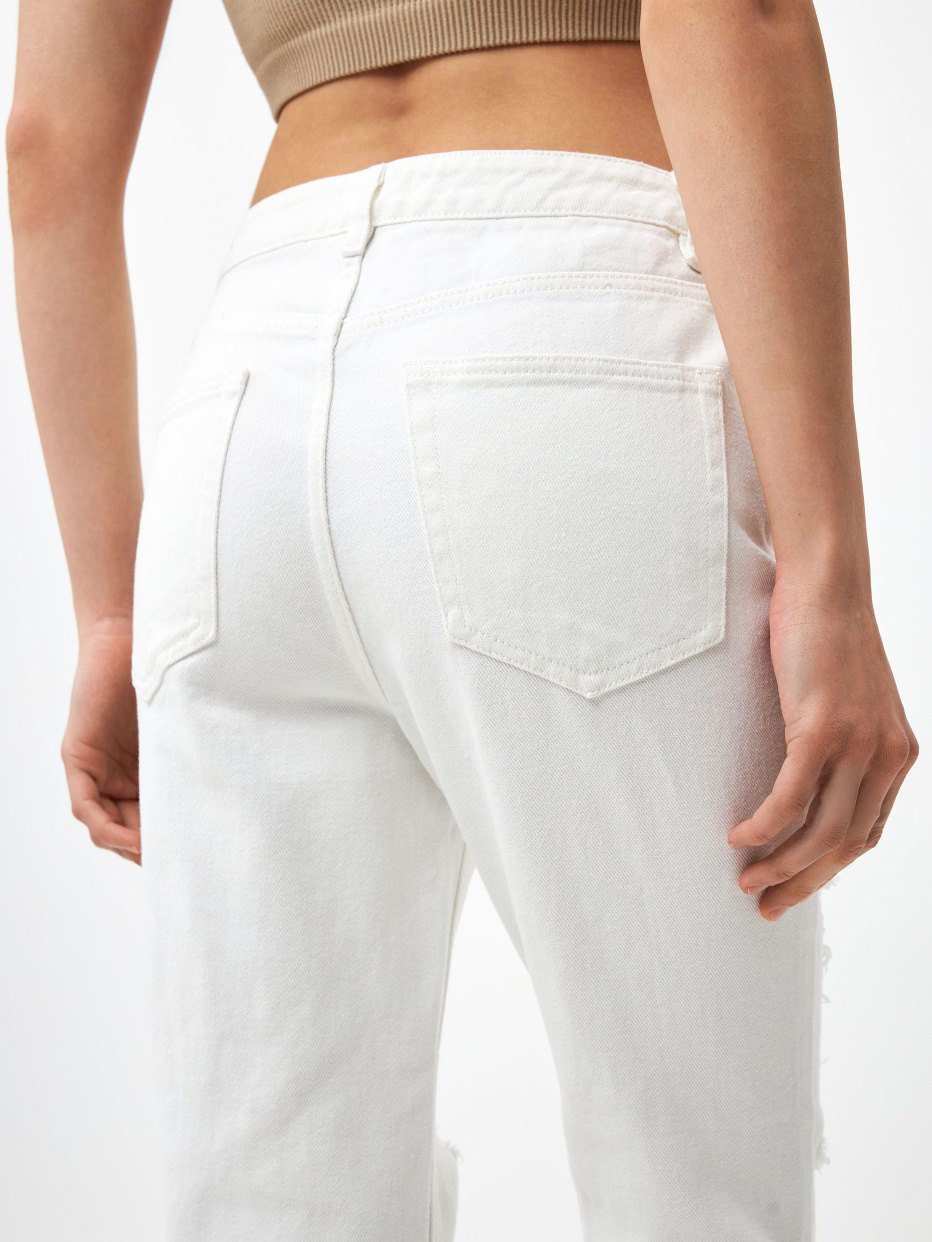 Укороченные джинсы с разрезами, фото - 6