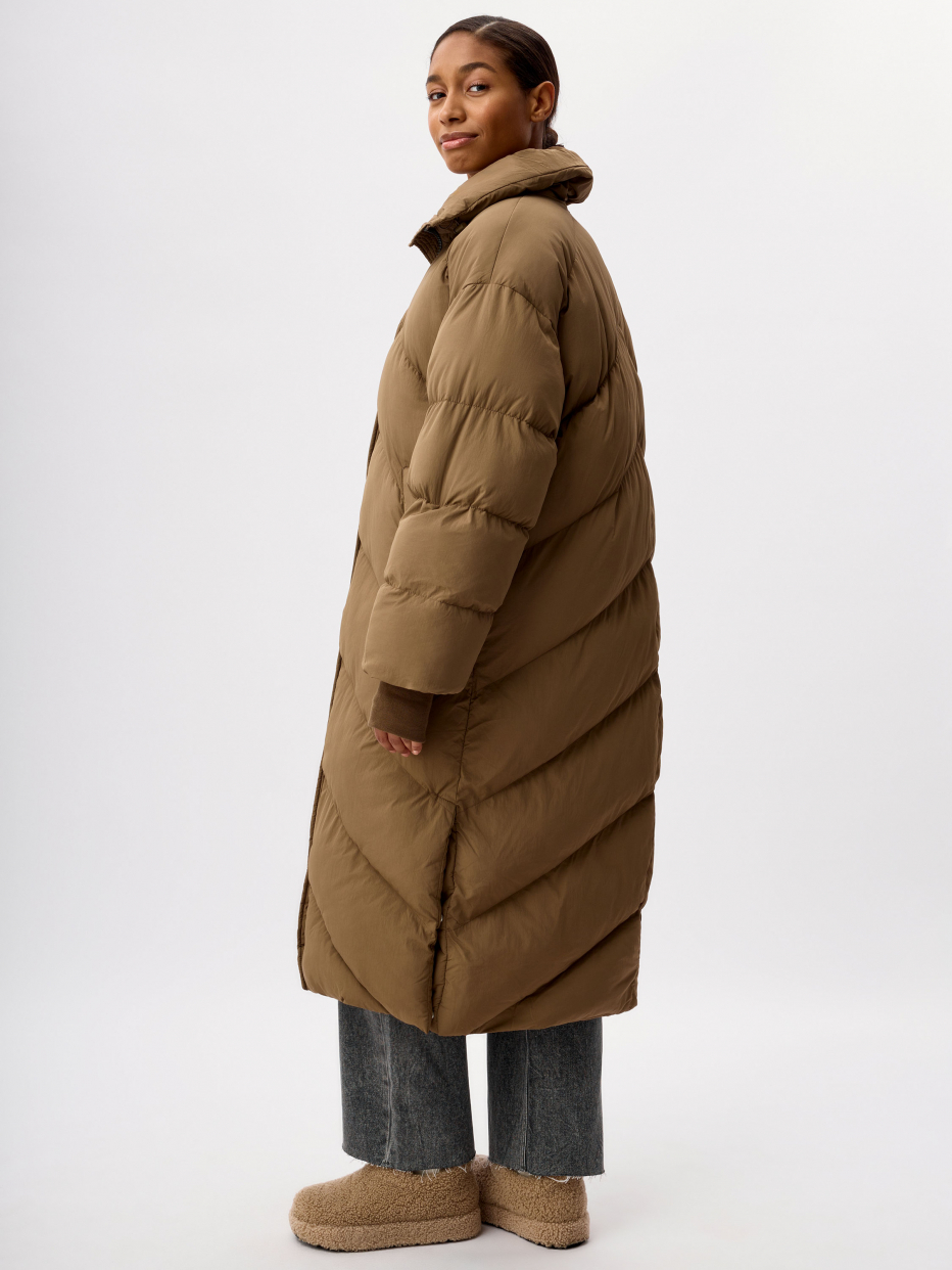 Длинное стеганое пальто с воротником, фото - 4