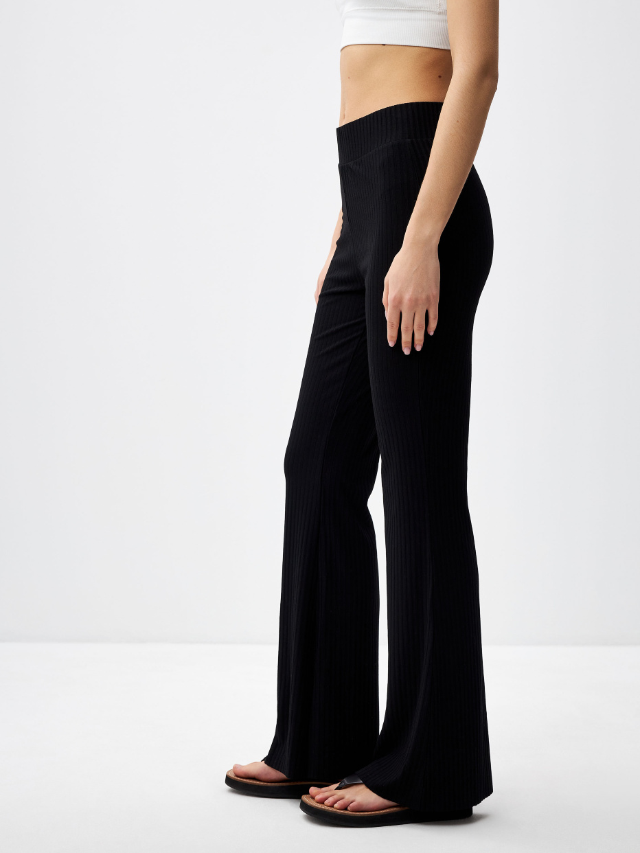 Трикотажные брюки клеш в рубчик цвет: черный, артикул: 3805011534 – купитьв интернет-магазине sela