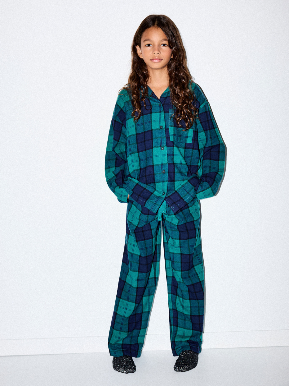 Фланелевая пижама с брюками карго для девочек, фото - 1