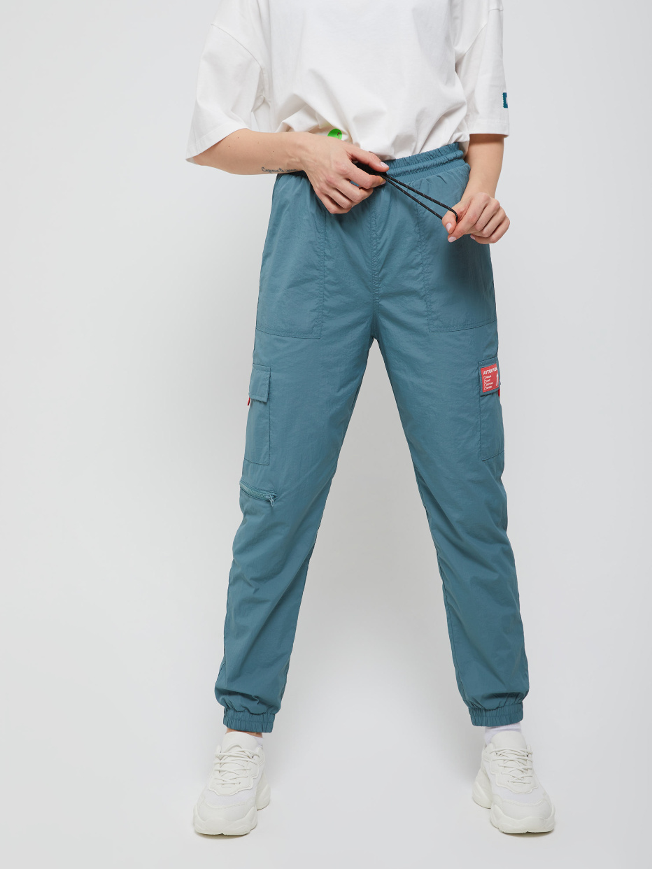 Нейлоновые брюки с накладными карманами, фото - 4