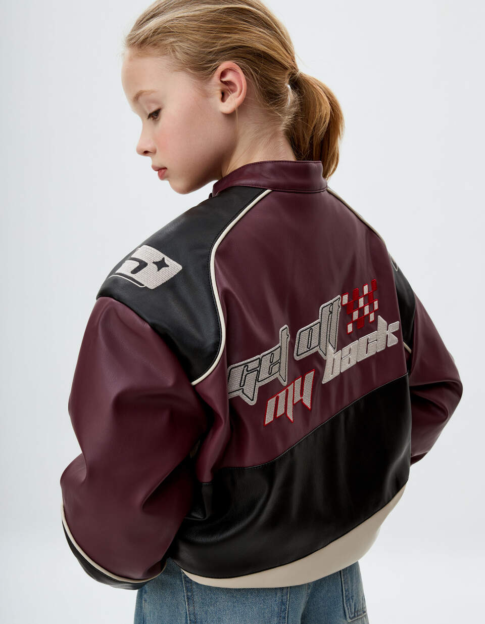 Куртка из экокожи в гоночном стиле для девочек