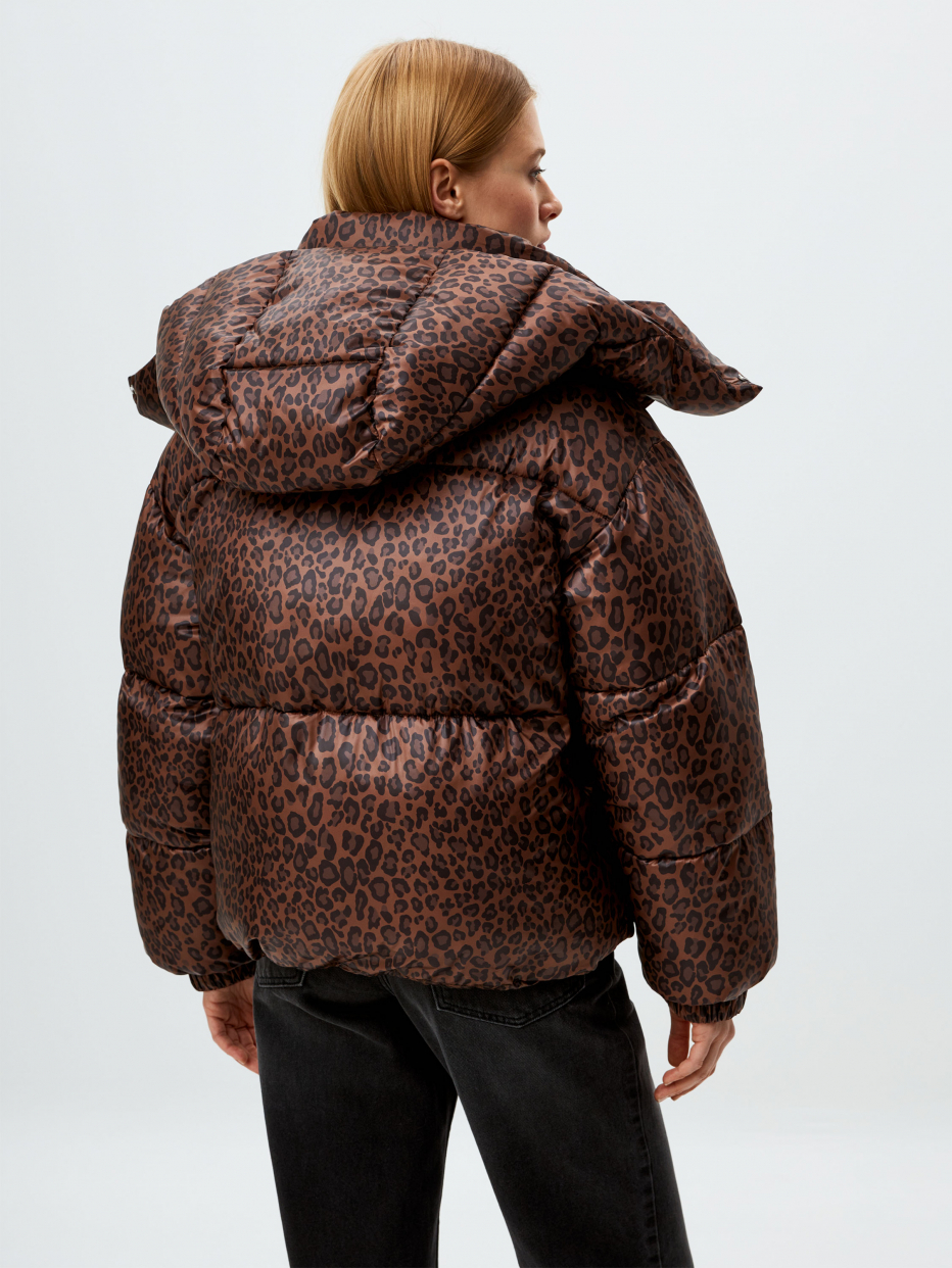 Короткая дутая куртка с леопардовым принтом, фото - 3