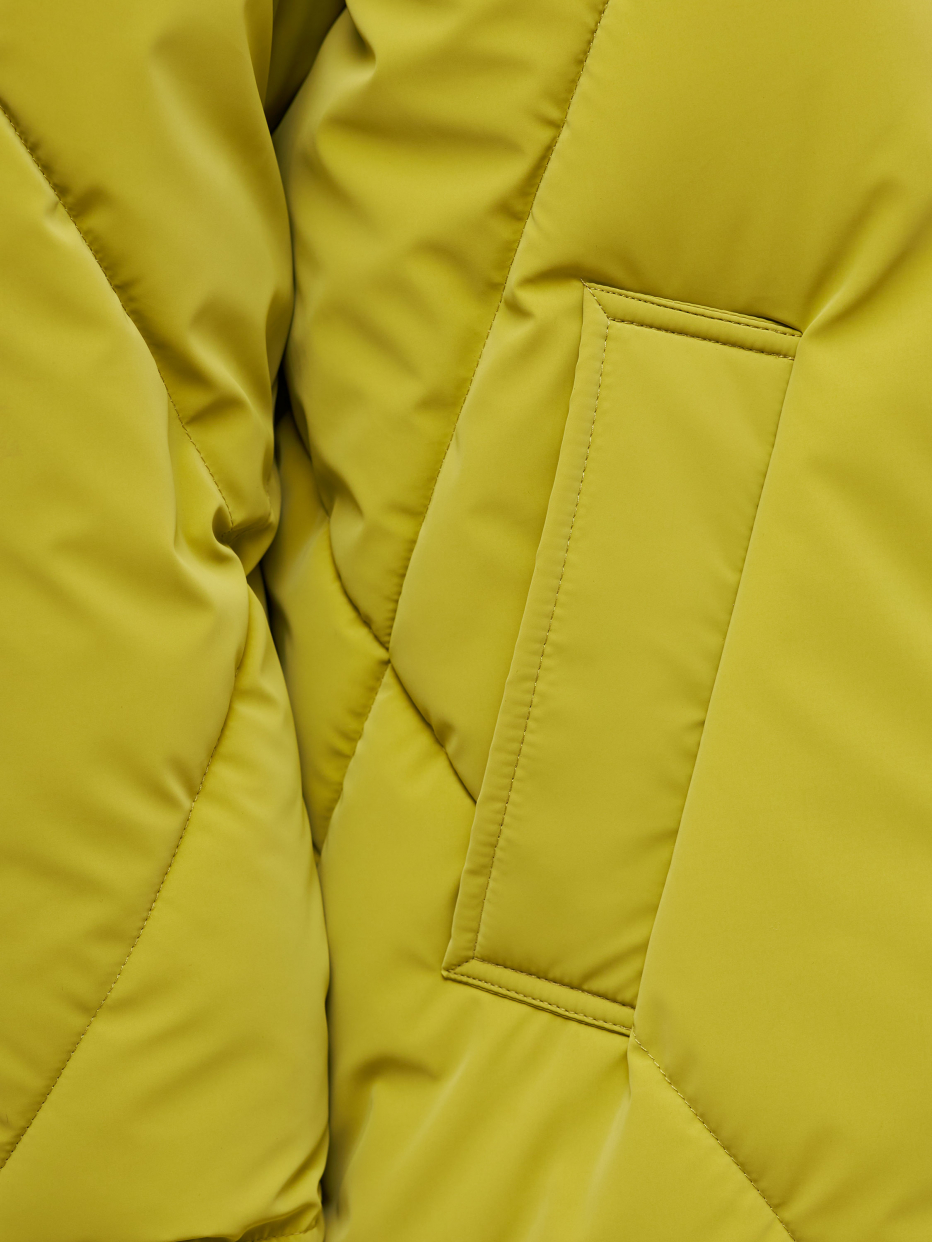 Короткая стеганая куртка с бархатным эффектом, фото - 5