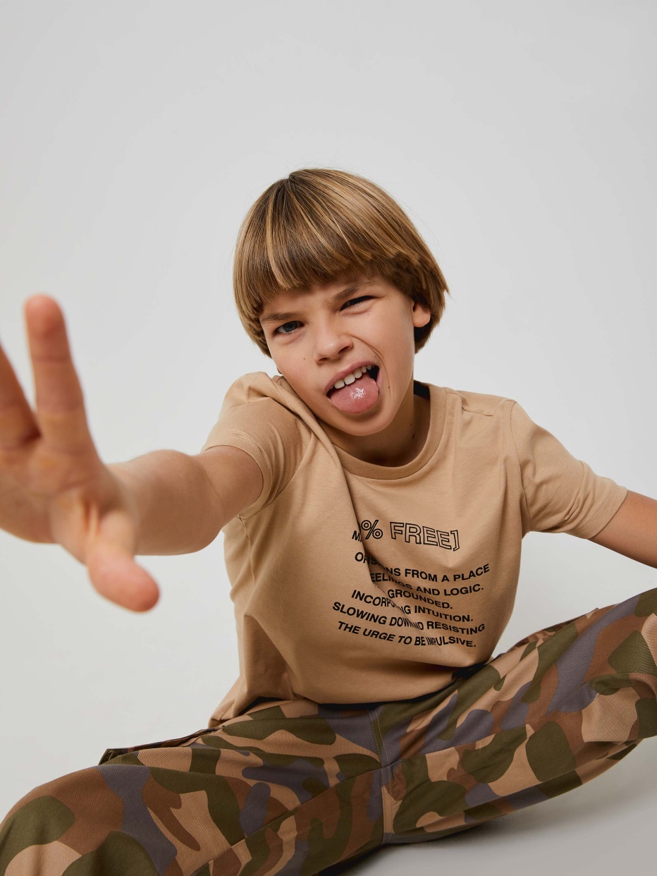 Трикотажная футболка с принтом для мальчиков, фото - 1
